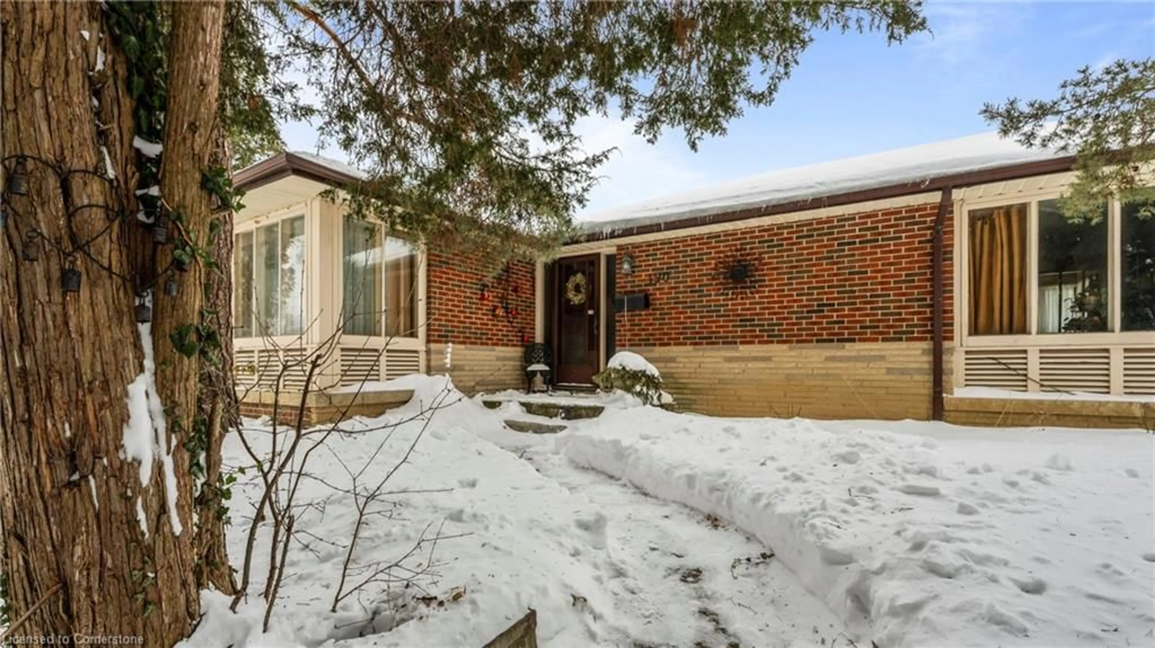 Home with brick exterior material, street for 190 Erindale Ave, Hamilton Ontario L8K 4R7