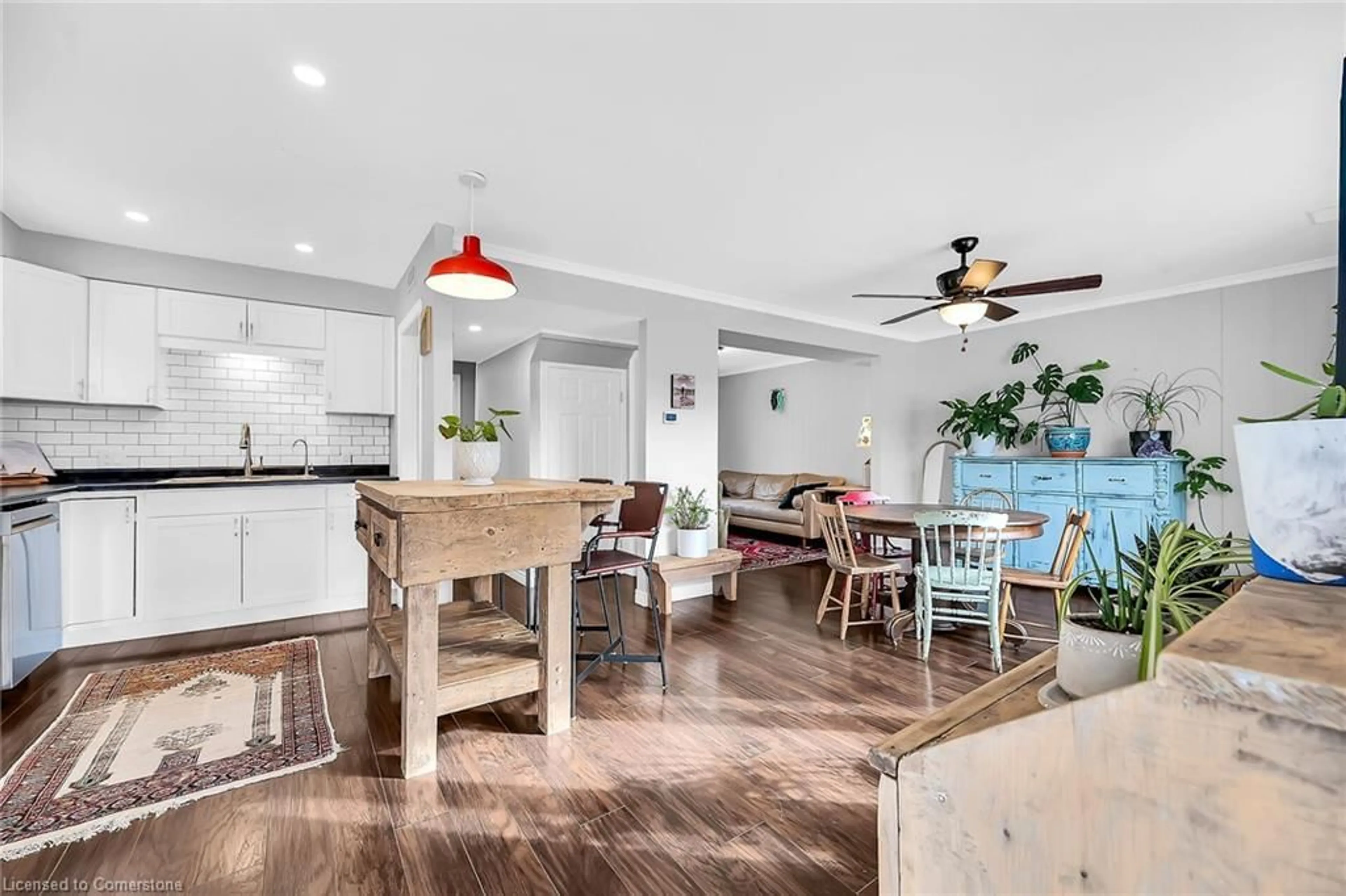 Open concept kitchen, unknown for 99 Gladstone Ave, Brantford Ontario N3S 1P6