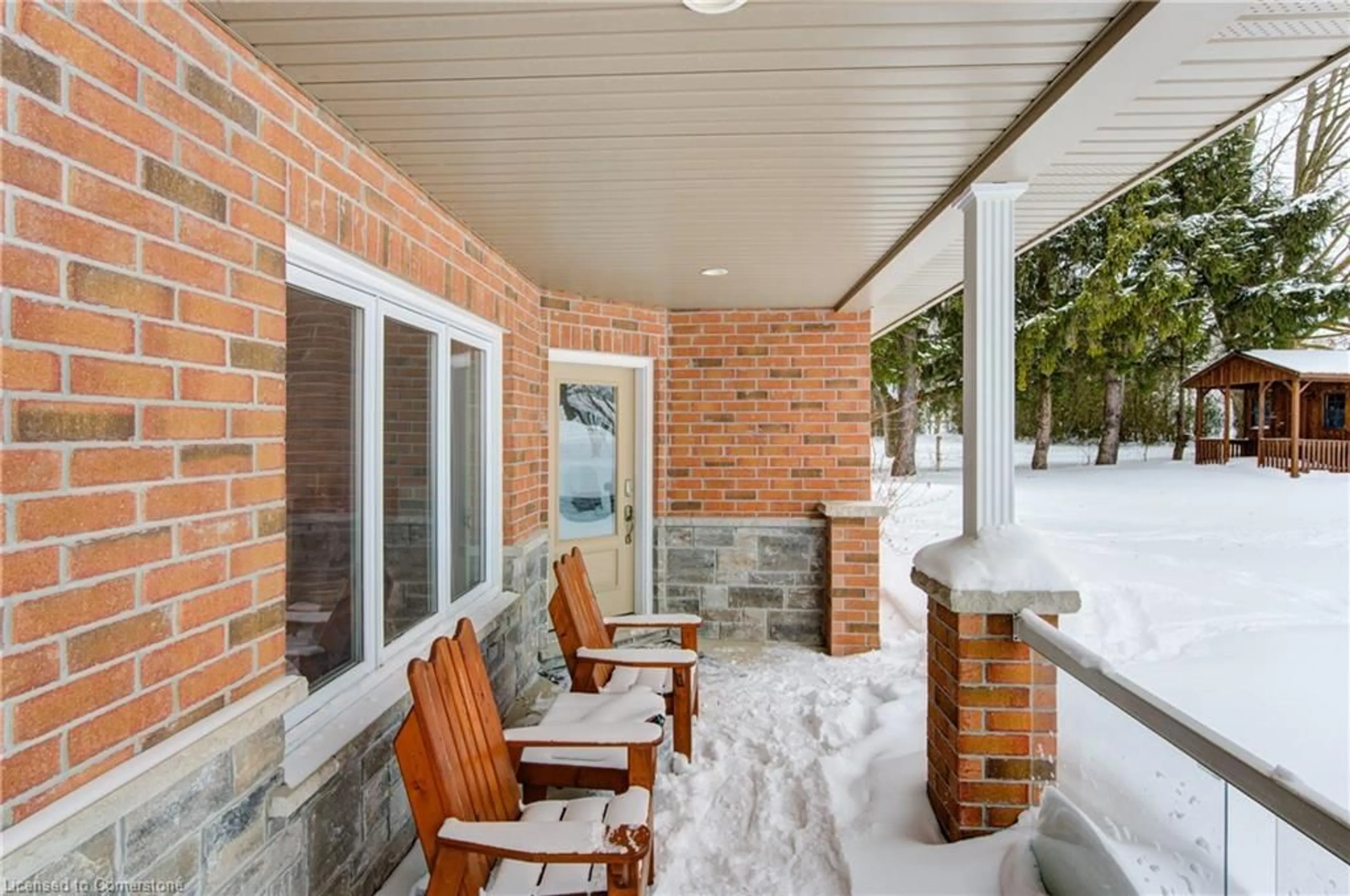 Patio, street for 103 Robertson St, Harriston Ontario N0G 1Z0