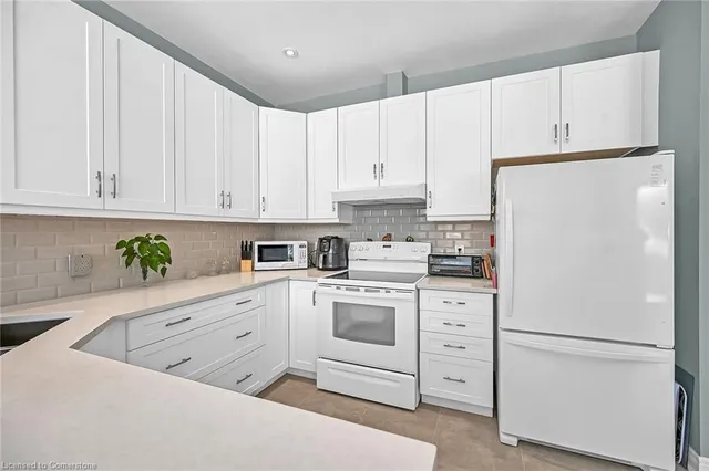 Additional property image - 93 Twentyplace Blvd