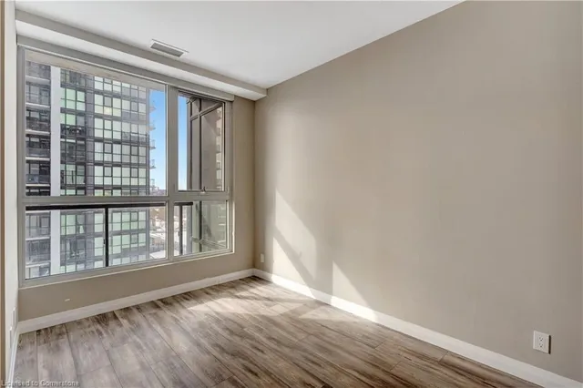 Additional property image - 104 Garment St Unit 906