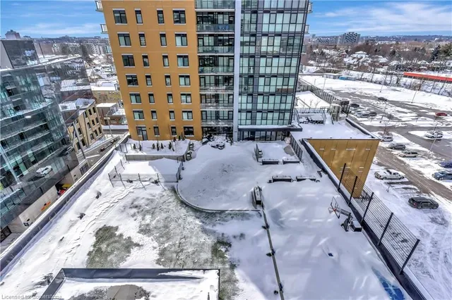 Additional property image - 104 Garment St Unit 906