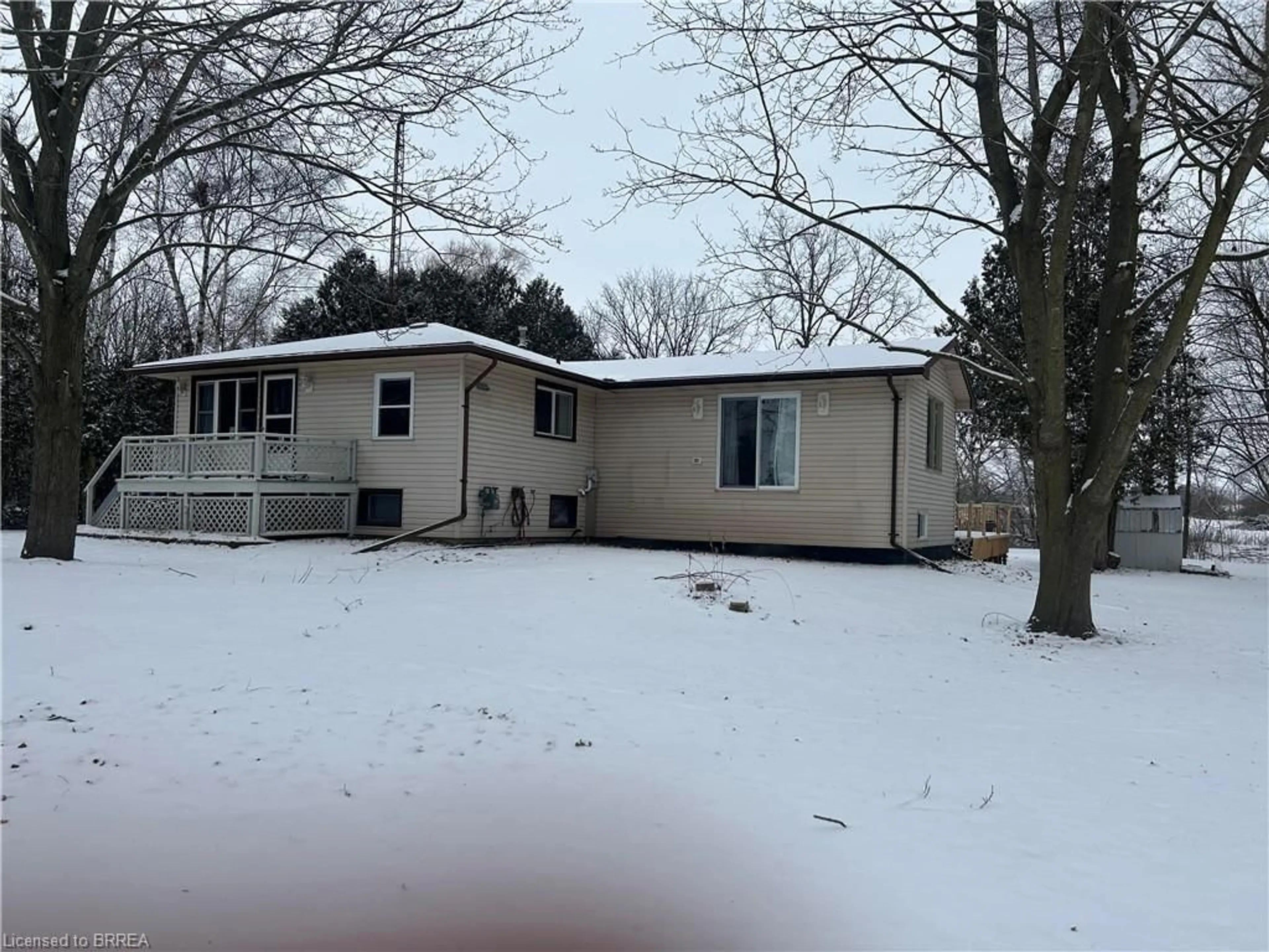 A pic from outside/outdoor area/front of a property/back of a property/a pic from drone, unknown for 163865 Brownsville Rd, Brownsville Ontario N0L 1C0