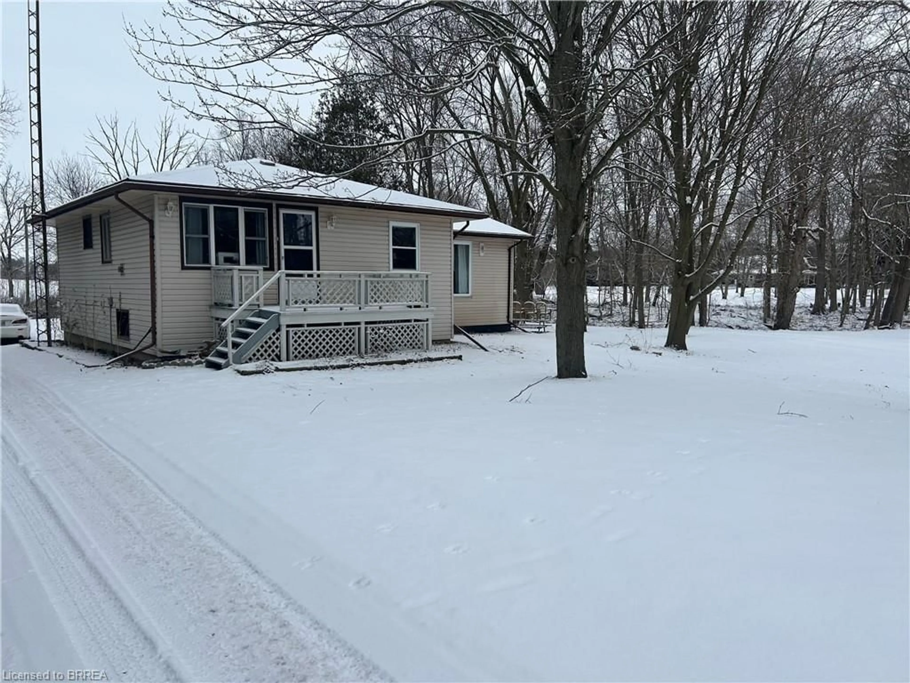 A pic from outside/outdoor area/front of a property/back of a property/a pic from drone, street for 163865 Brownsville Rd, Brownsville Ontario N0L 1C0