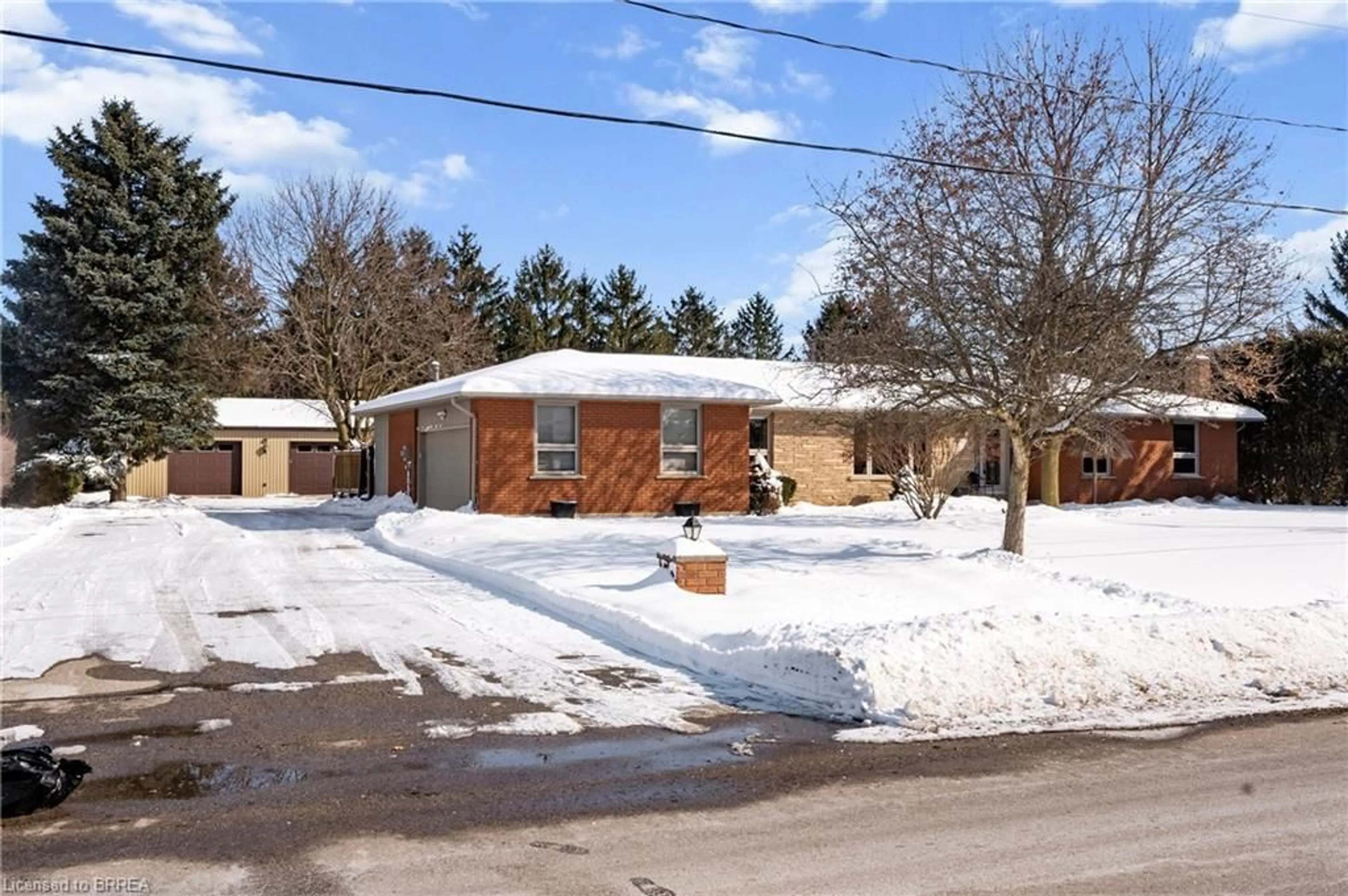 Home with brick exterior material, street for 28 Potter Dr, Burford Ontario N0E 1A0