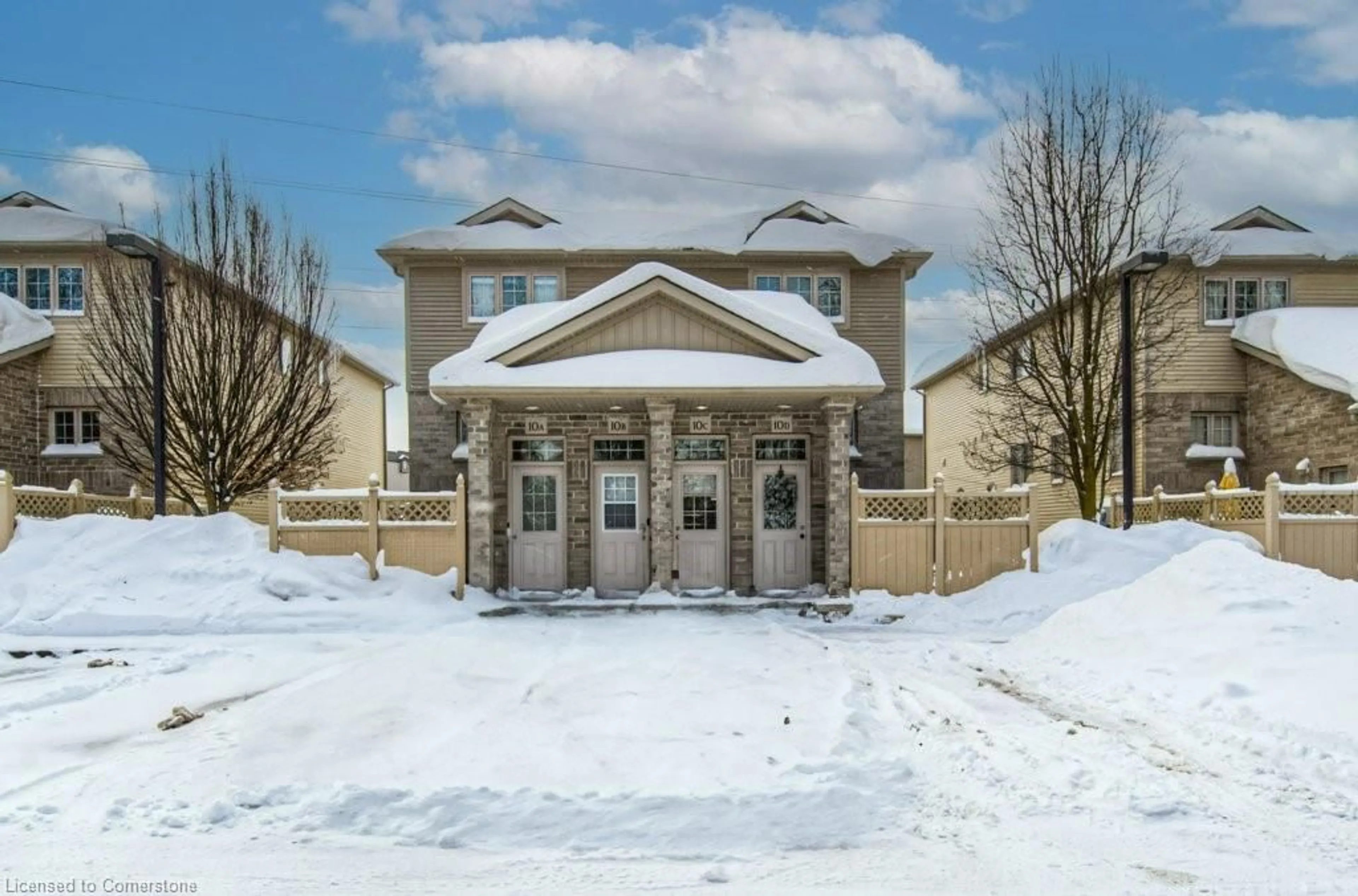 Indoor foyer for 1941 Ottawa St #C10, Kitchener Ontario N2E 0C2