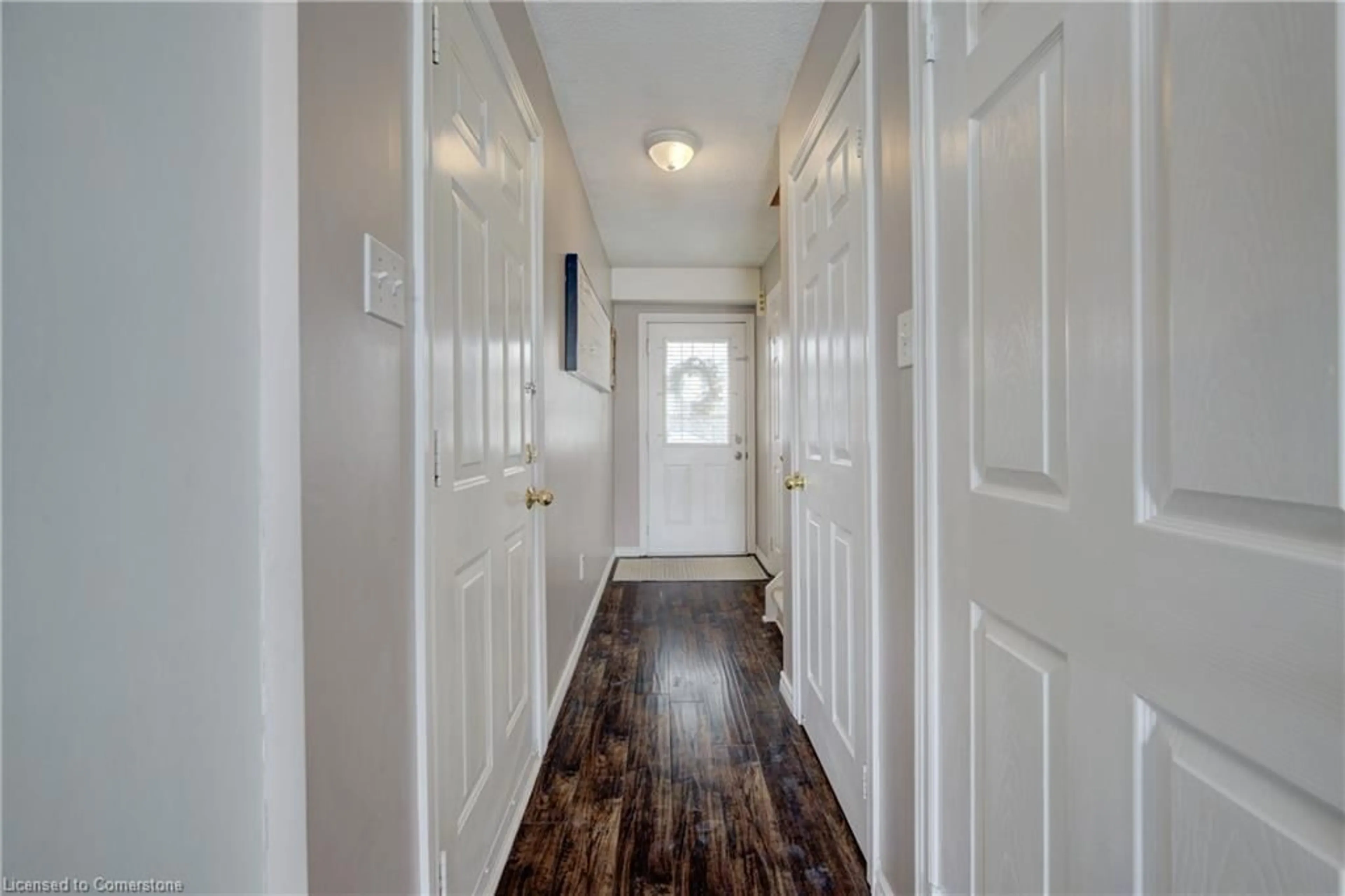 Indoor entryway for 14 Golden Terrace Crt, Kitchener Ontario N2N 3L2