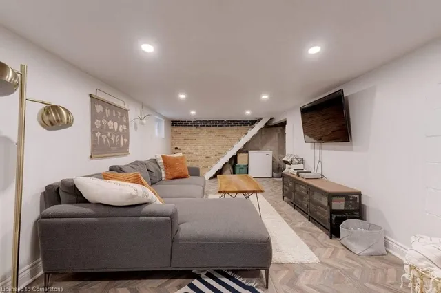 Additional property image - 64 Graham Ave