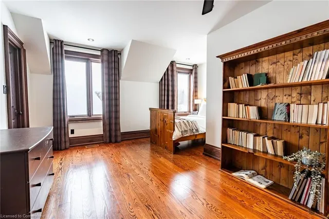 Additional property image - 76 Oak Ave