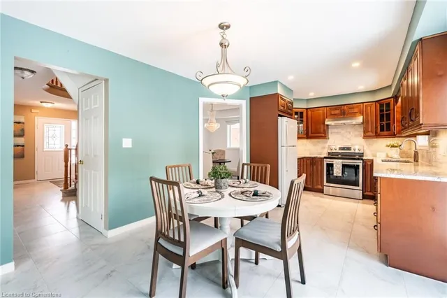 Additional property image - 13 Waterwheel Cres