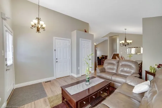 Additional property image - 369 Macintosh Dr