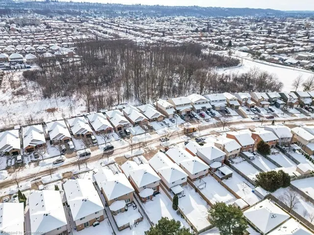 Additional property image - 369 Macintosh Dr