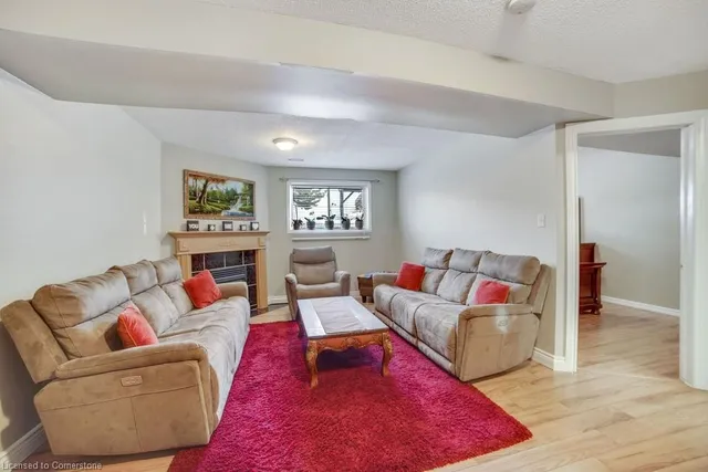 Additional property image - 369 Macintosh Dr
