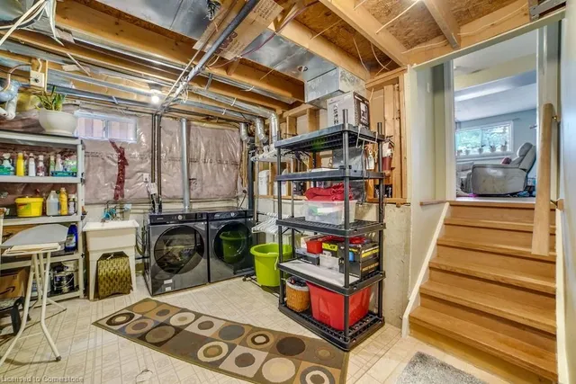 Additional property image - 369 Macintosh Dr