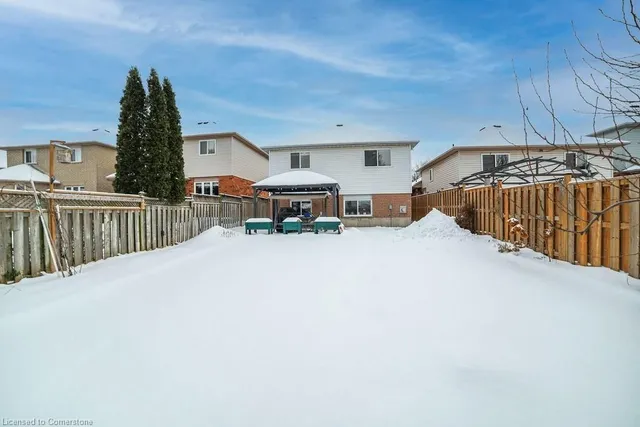 Additional property image - 369 Macintosh Dr