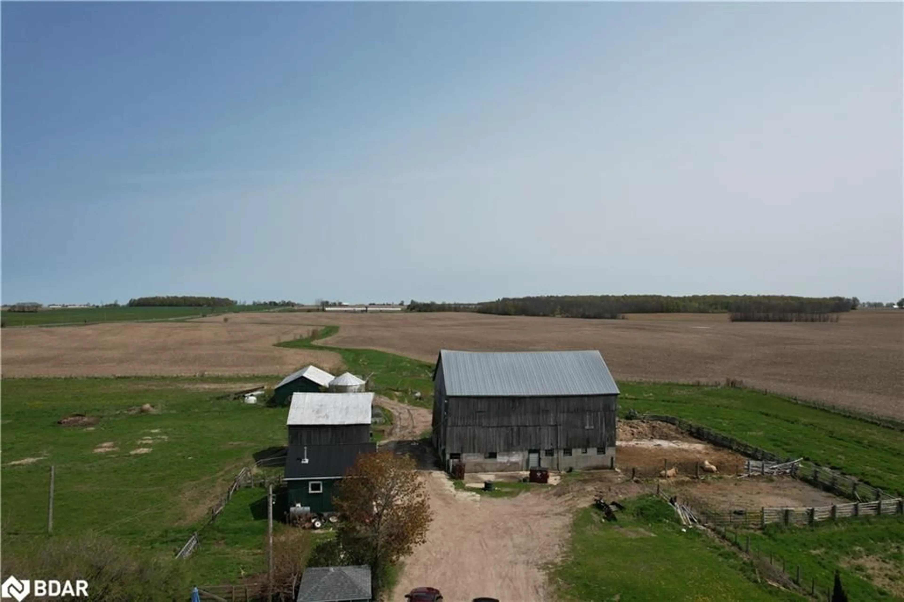 A pic from outside/outdoor area/front of a property/back of a property/a pic from drone, unknown for 1592 Bruce Saugeen Town Line Line, Saugeen Shores Ontario N0H 2C5