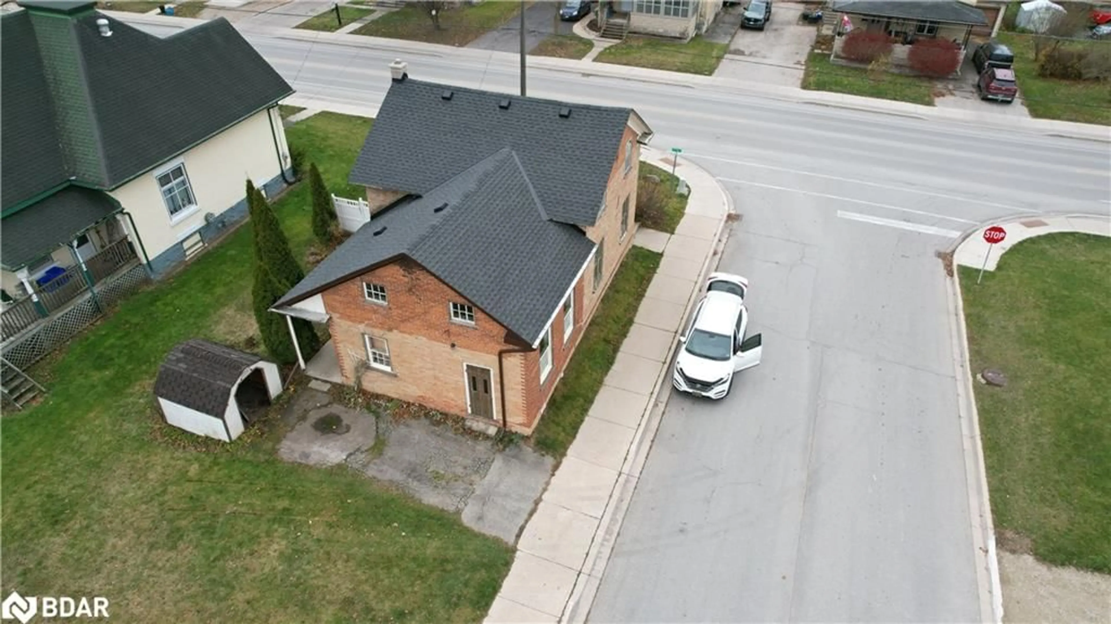 A pic from outside/outdoor area/front of a property/back of a property/a pic from drone, street for 563 7th Ave, Hanover Ontario N4N 2J8