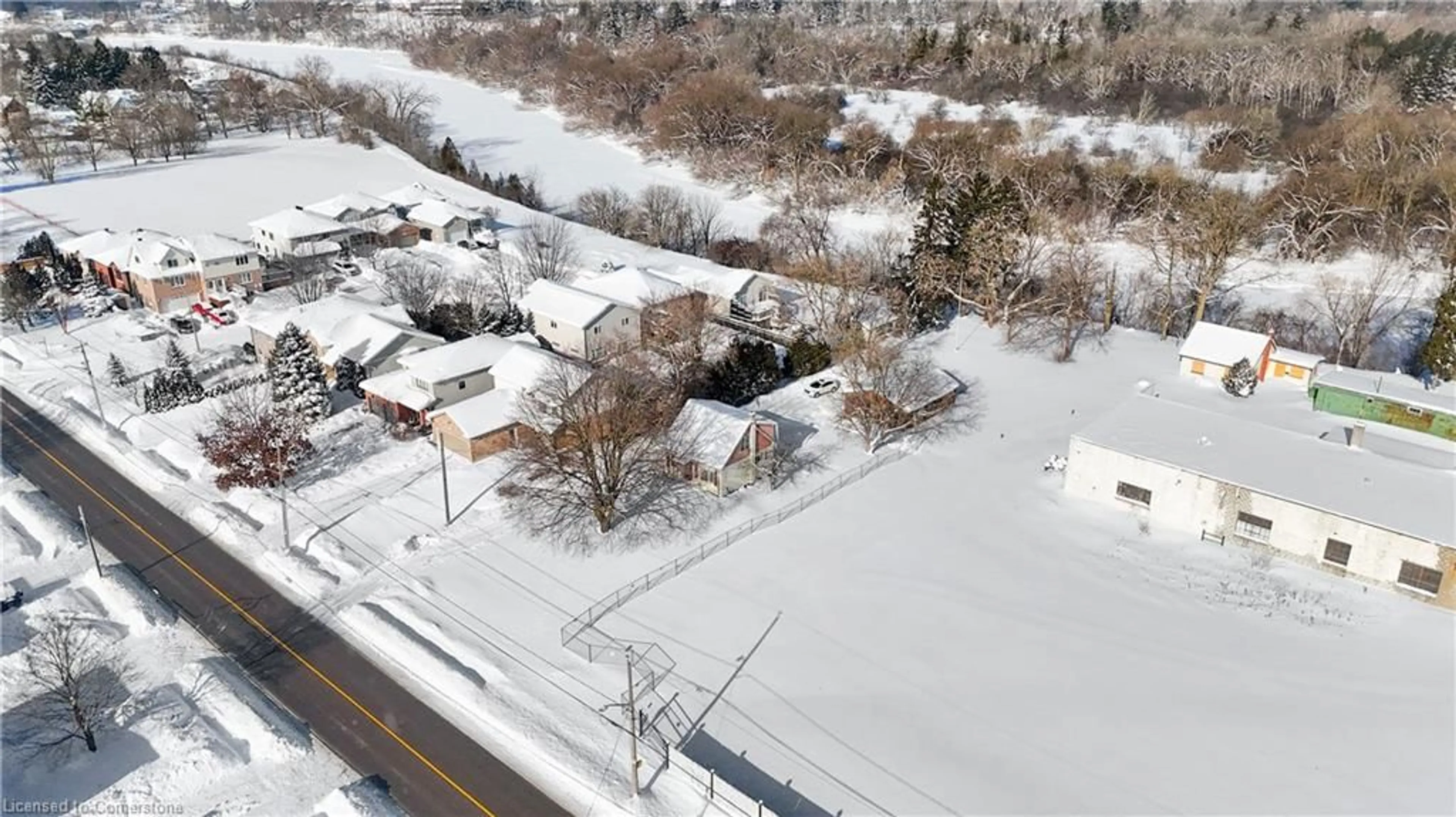 A pic from outside/outdoor area/front of a property/back of a property/a pic from drone, street for 107 Bloomingdale Rd, Kitchener Ontario N2K 1A5