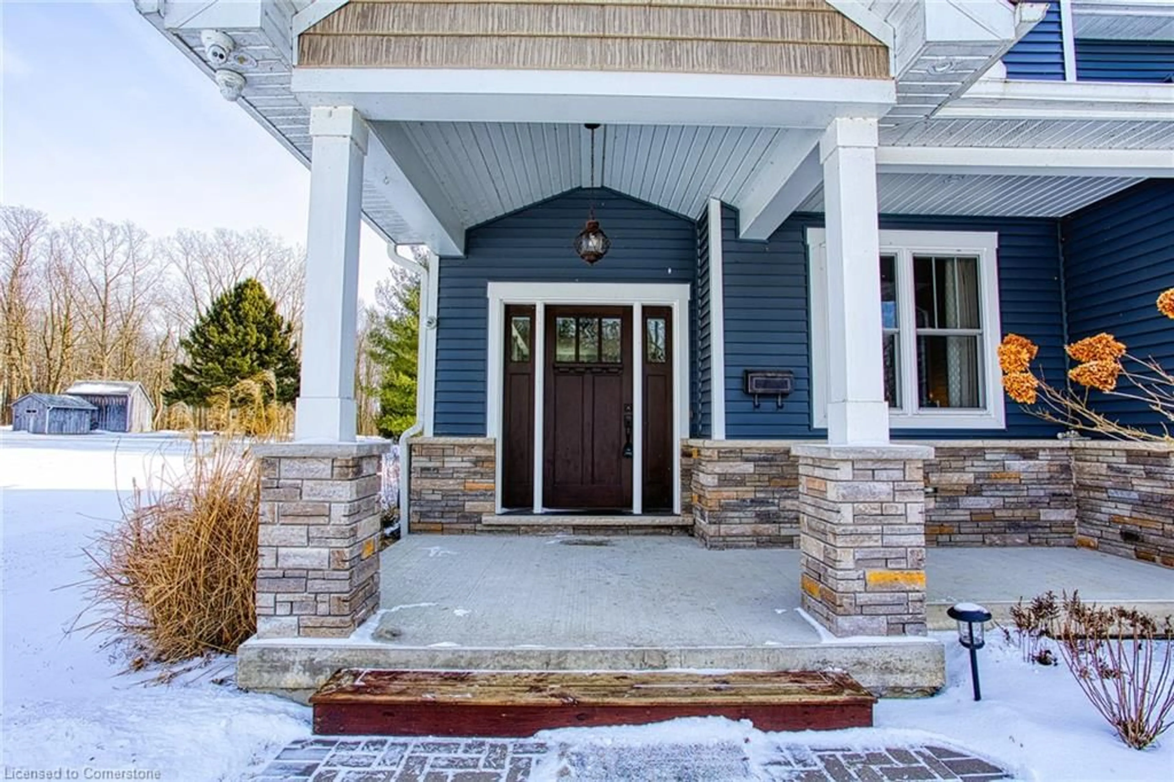 Indoor entryway for 108 Gillian Dr, Dunnville Ontario N1A 3B1