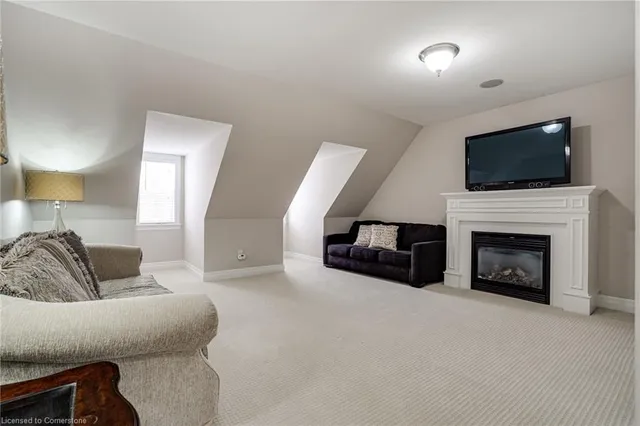 Additional property image - 693 Cedar Ave