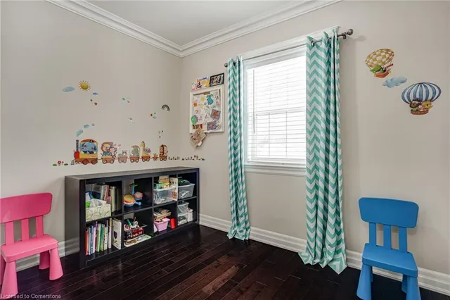 Additional property image - 693 Cedar Ave