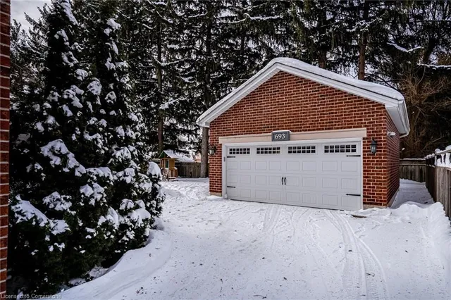 Additional property image - 693 Cedar Ave