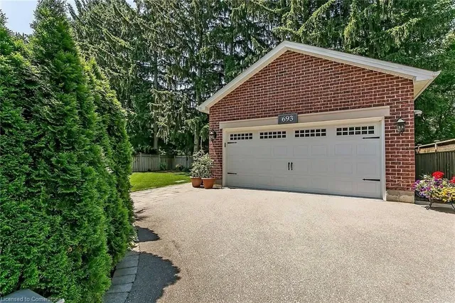 Additional property image - 693 Cedar Ave