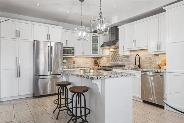 Additional property image - 97 Chartwell Cir