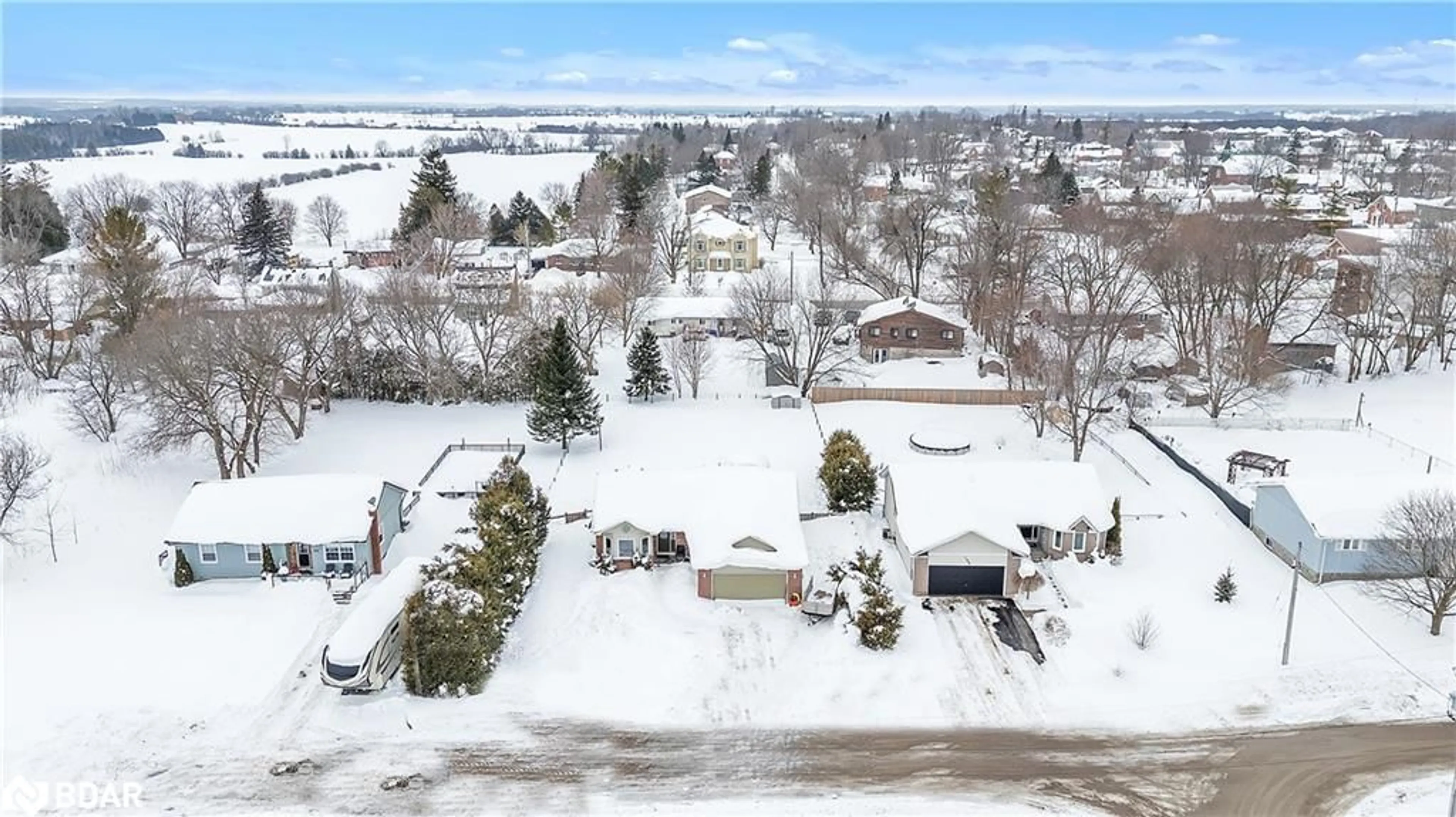 A pic from outside/outdoor area/front of a property/back of a property/a pic from drone, street for 96 Elm Street St, Woodville Ontario K0M 2T0