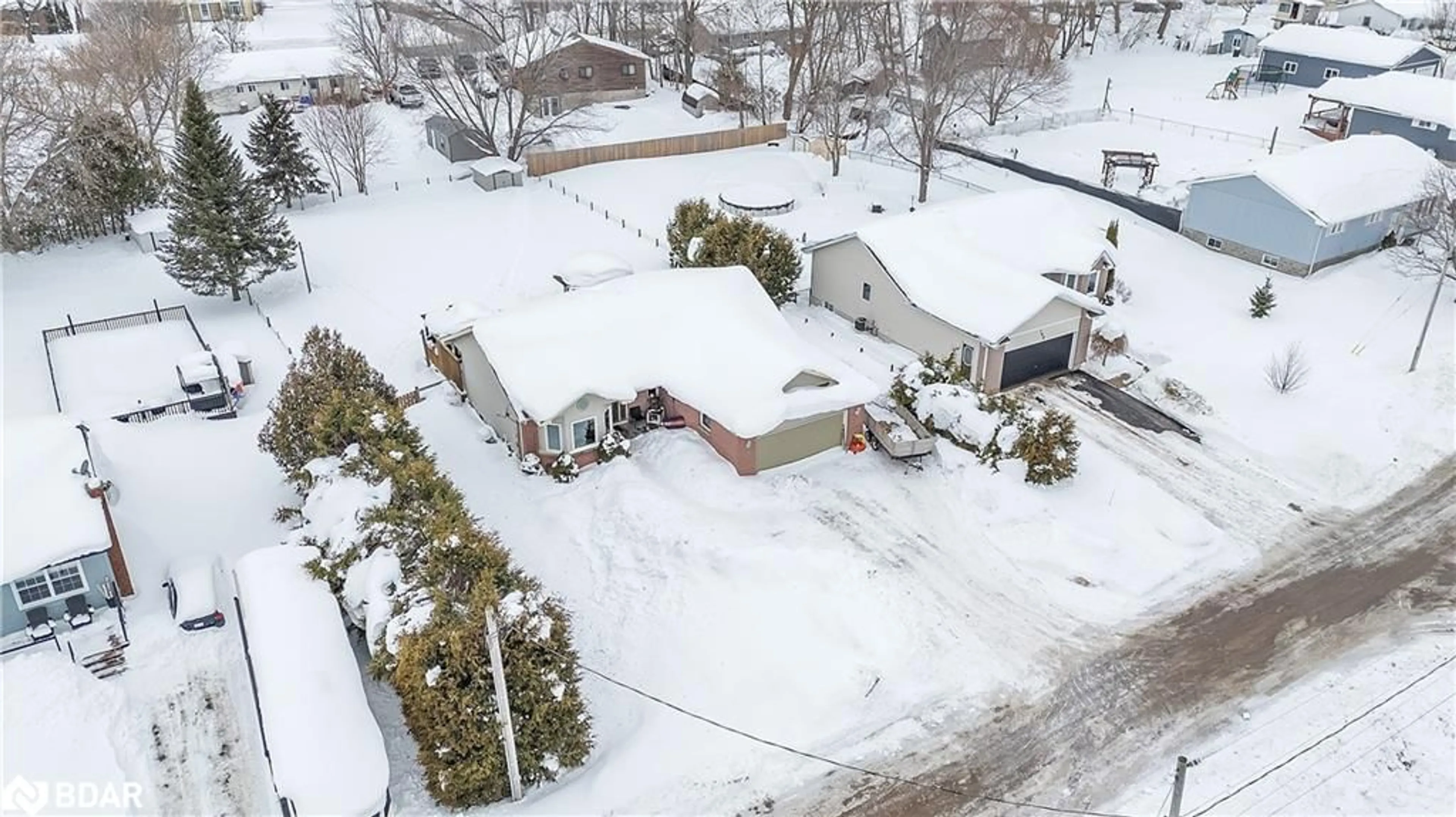 A pic from outside/outdoor area/front of a property/back of a property/a pic from drone, street for 96 Elm Street St, Woodville Ontario K0M 2T0