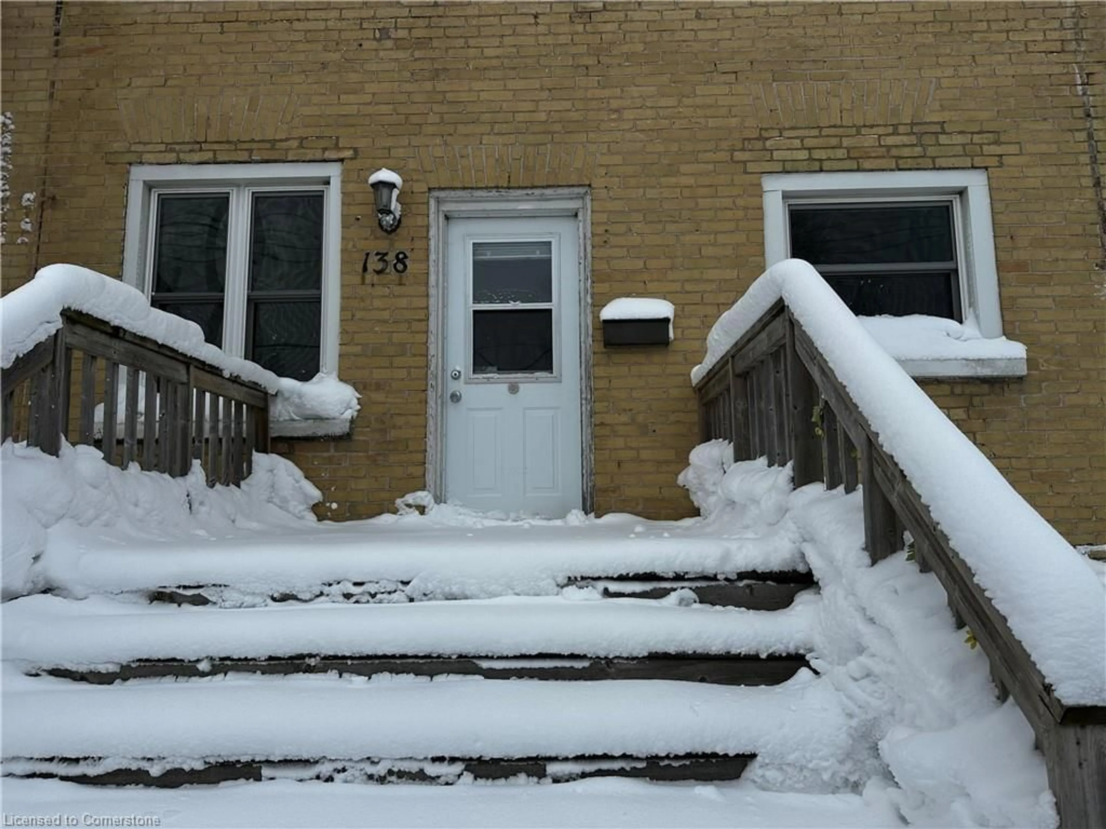 Stairs for 138 Main St, Atwood Ontario N0G 1B0