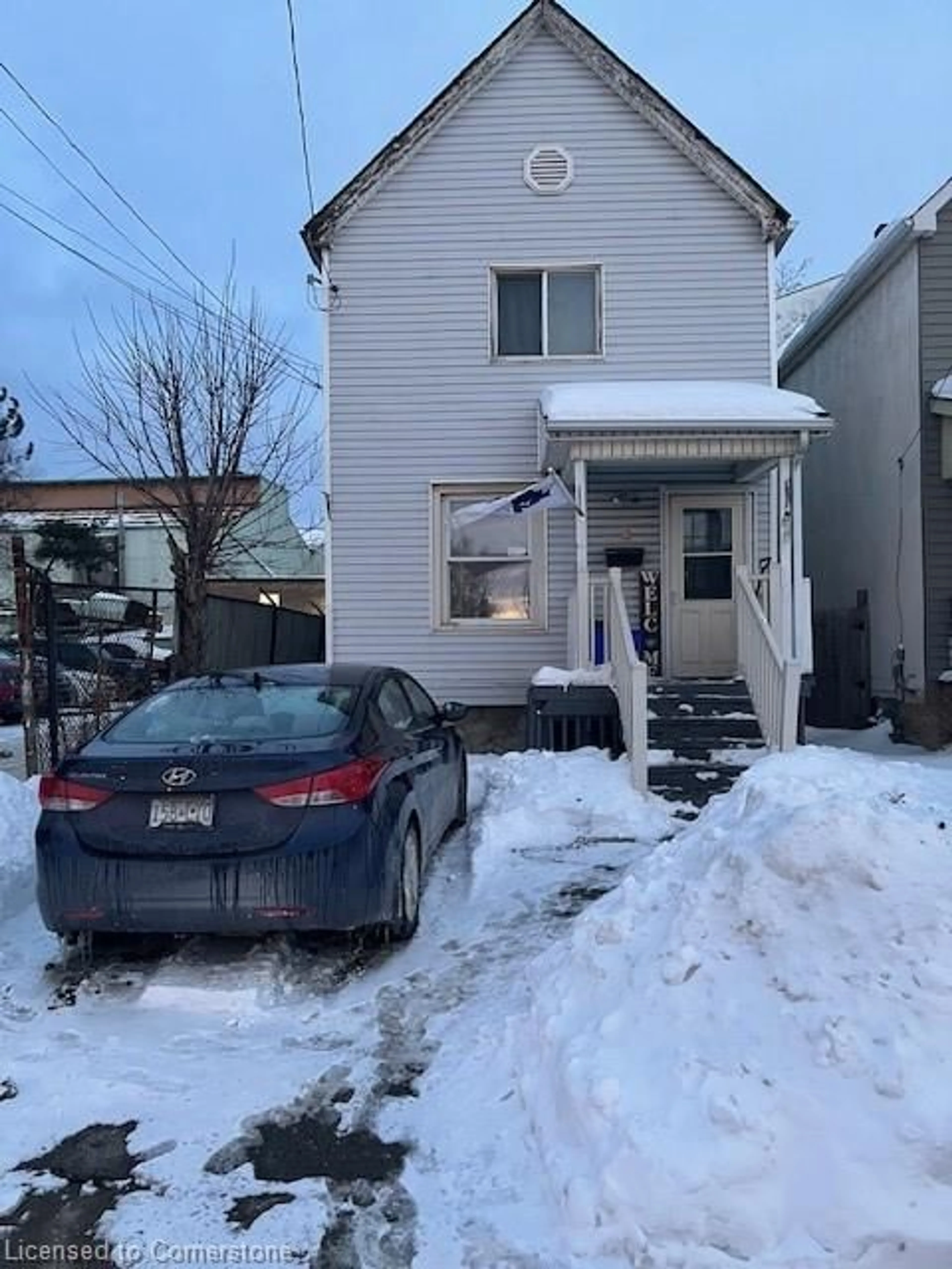 Unknown for 4 Northcote St, Hamilton Ontario L8L 7H9