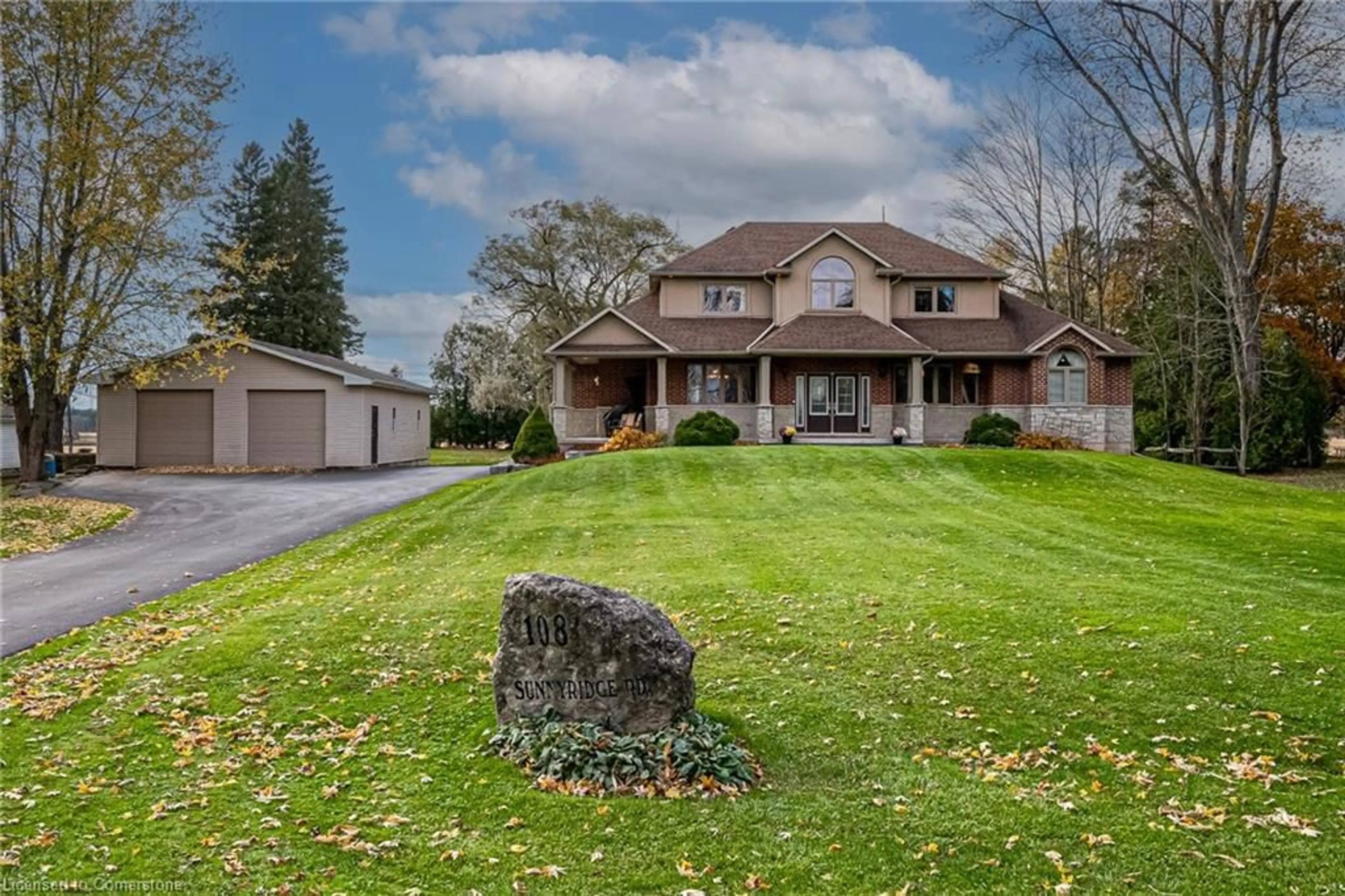 A pic from outside/outdoor area/front of a property/back of a property/a pic from drone, water/lake/river/ocean view for 108 Sunnyridge Rd, Ancaster Ontario L0R 1R0