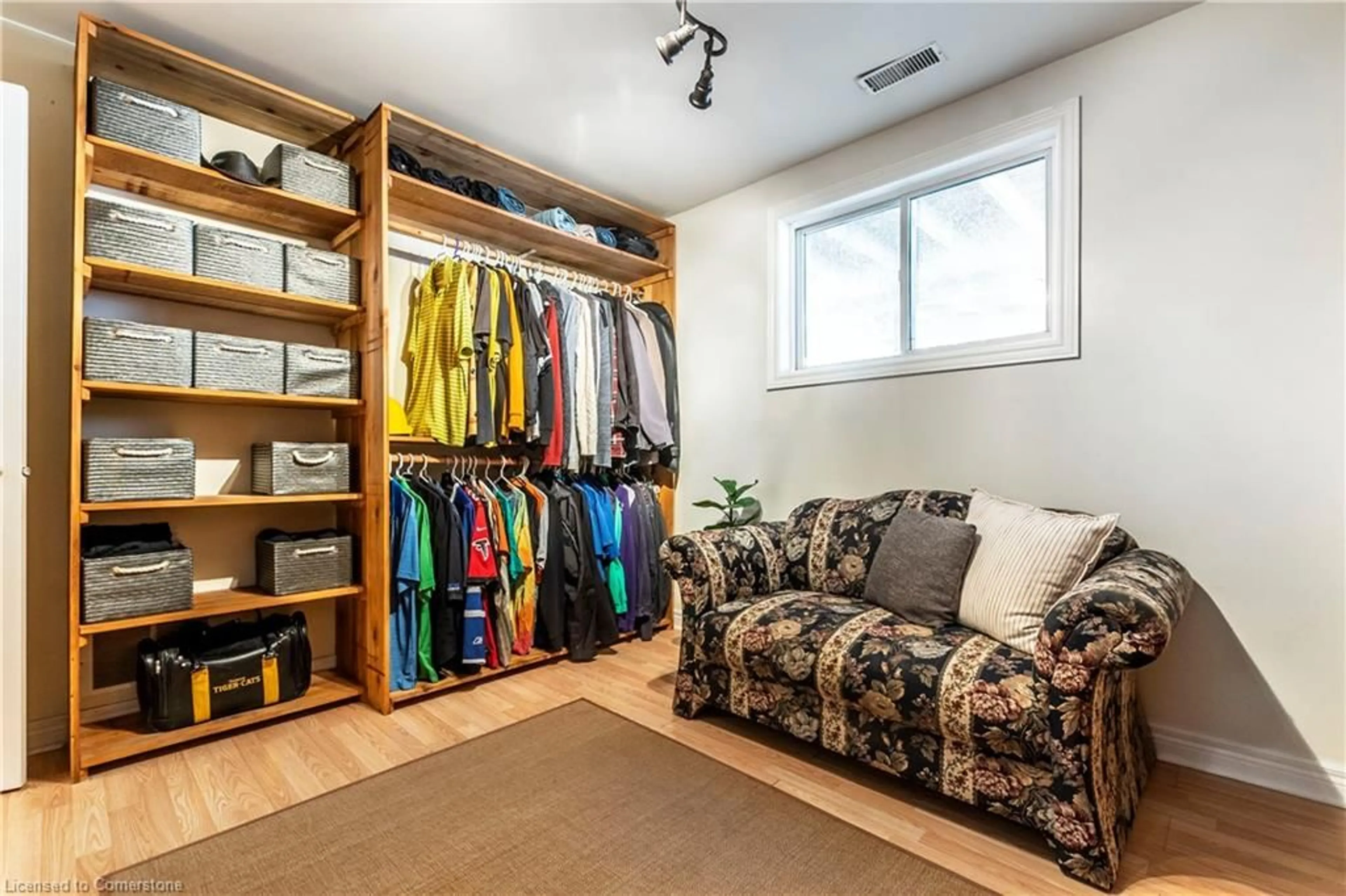 Storage room or clothes room or walk-in closet for 62 Spadara Dr, Hamilton Ontario L9B 2K3