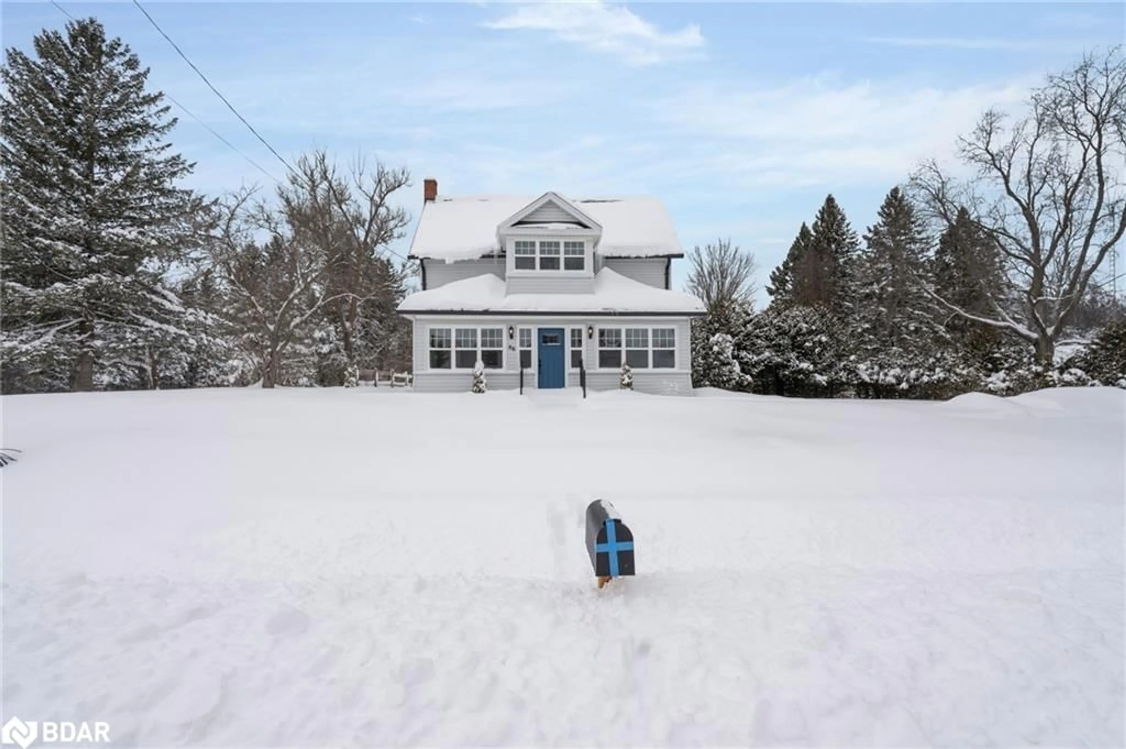 A pic from outside/outdoor area/front of a property/back of a property/a pic from drone, street for 86 Mill St, Hillsdale Ontario L0L 1V0