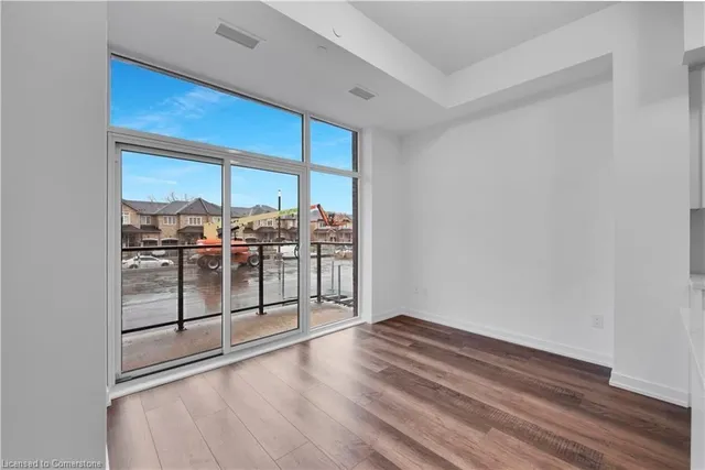 Additional property image - 460 Dundas St Unit 122