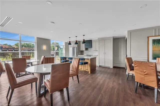 Additional property image - 460 Dundas St Unit 122