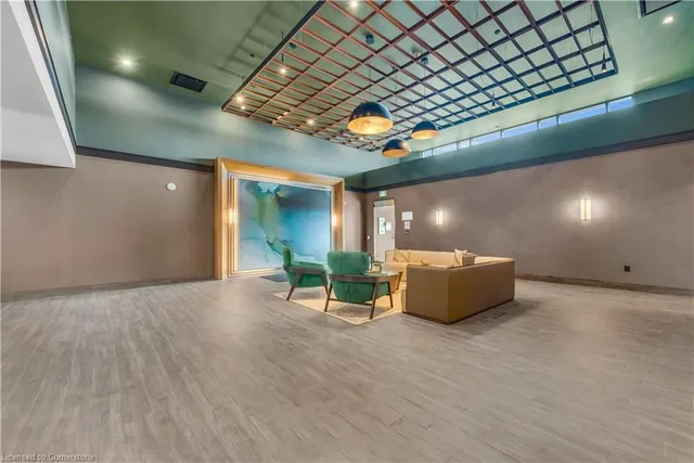 Additional property image - 460 Dundas St Unit 122
