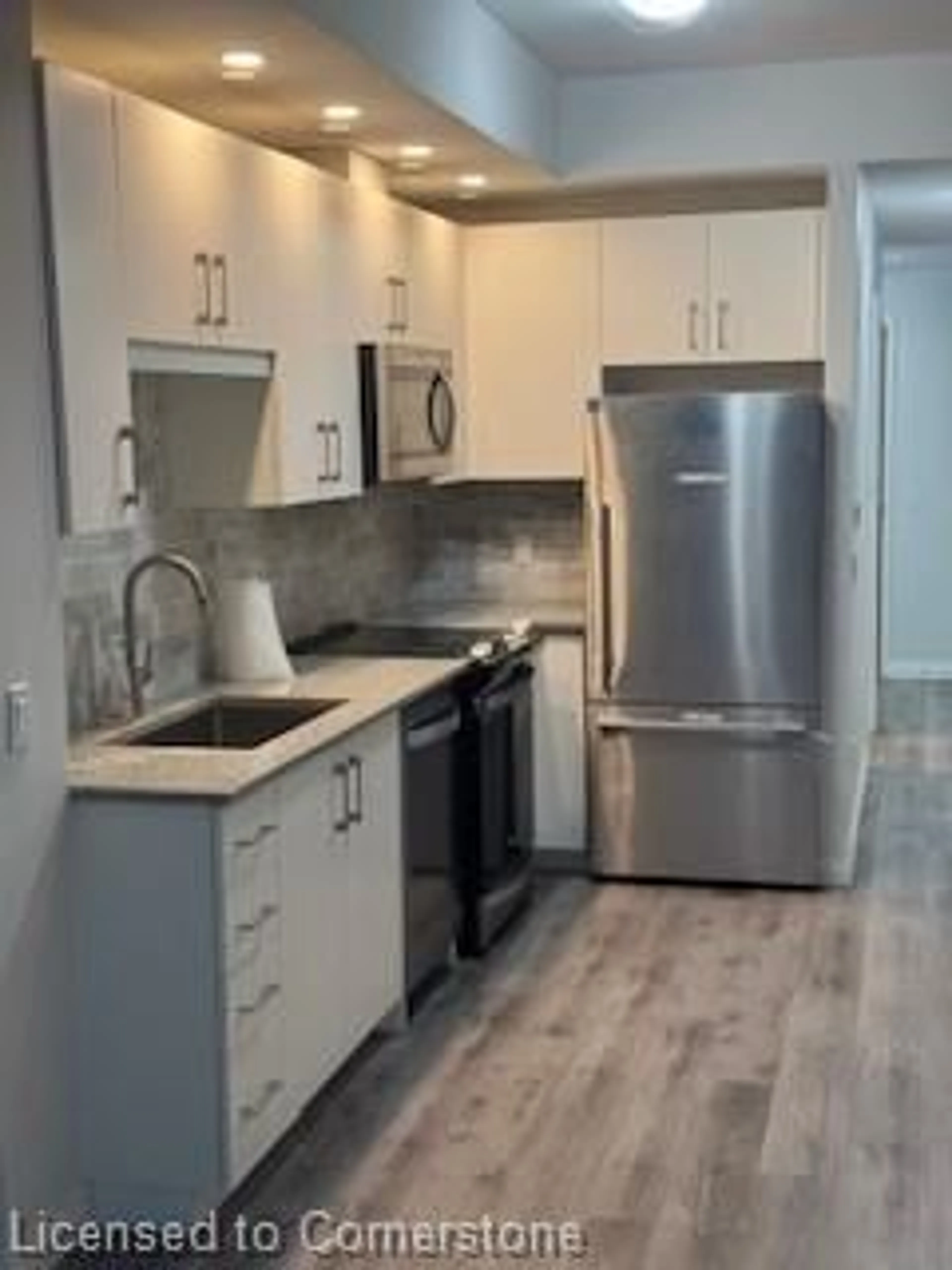 Unknown for 108 Garment St #203, Kitchener Ontario N2G 2B3