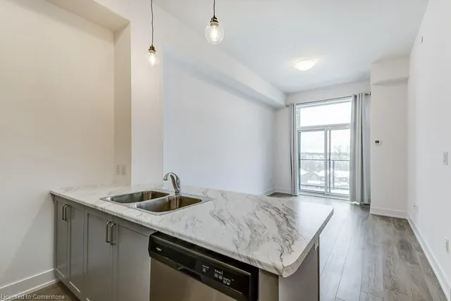 Additional property image - 460 Dundas St Unit 513