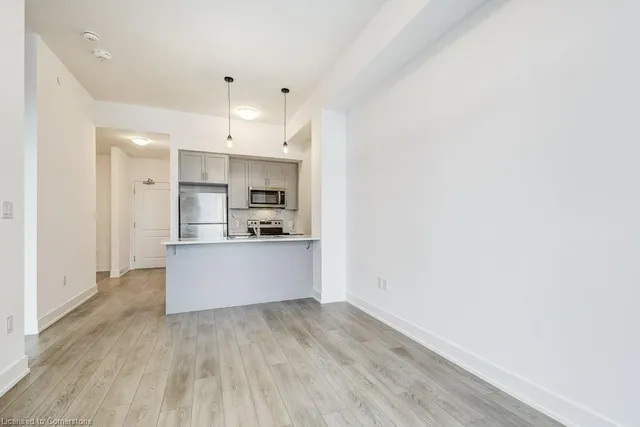 Additional property image - 460 Dundas St Unit 513
