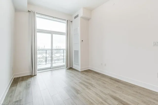 Additional property image - 460 Dundas St Unit 513