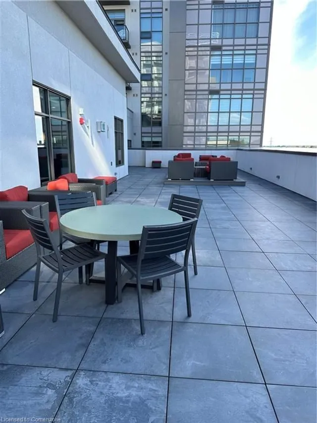 Additional property image - 460 Dundas St Unit 513