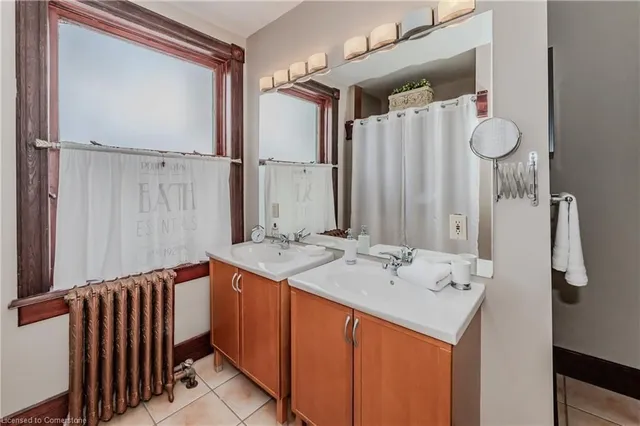 Additional property image - 33 Roland St