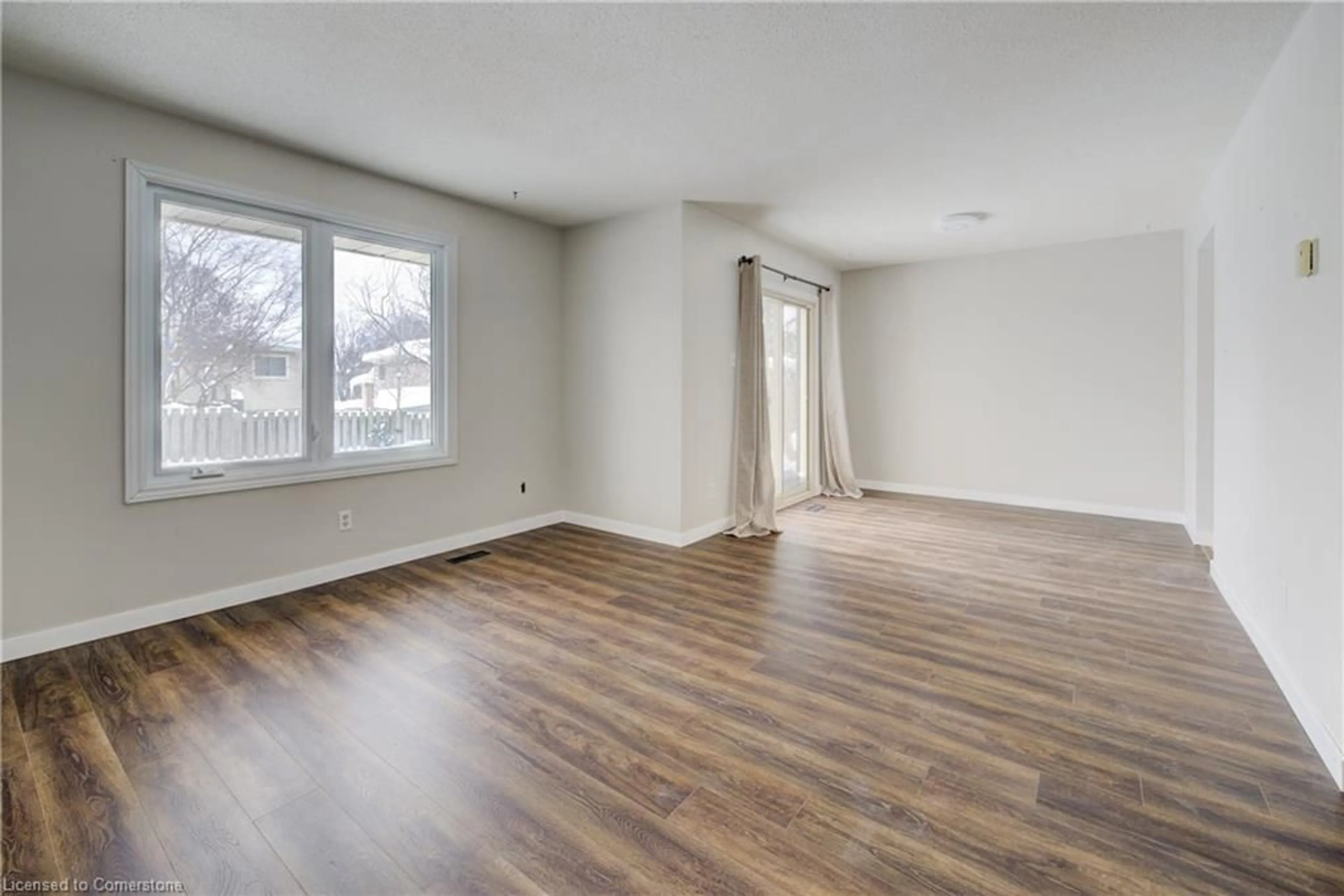 A pic of a room for 375 Kingscourt Dr #16, Waterloo Ontario N2K 3N7