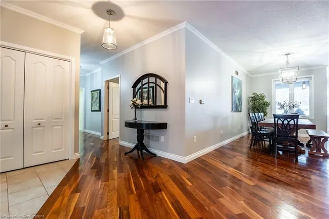 Additional property image - 715 Robson Rd
