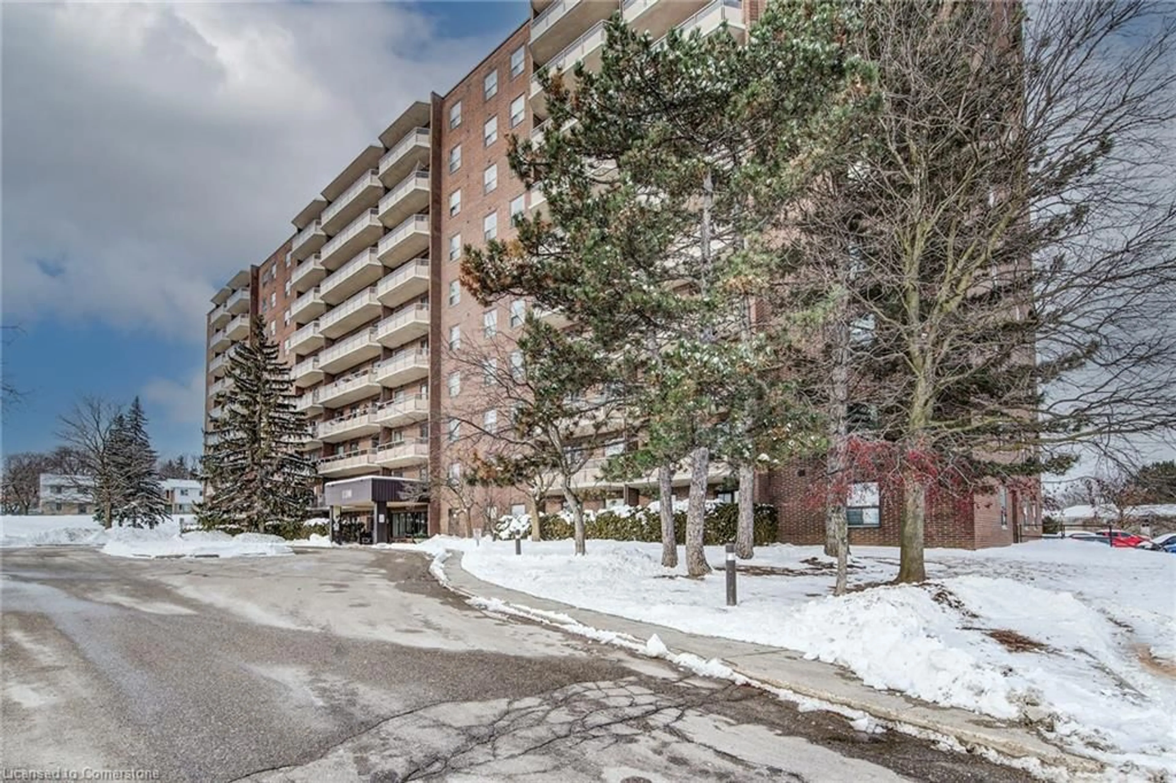 Unknown for 1100 Courtland Ave #208, Kitchener Ontario N2C 2H9