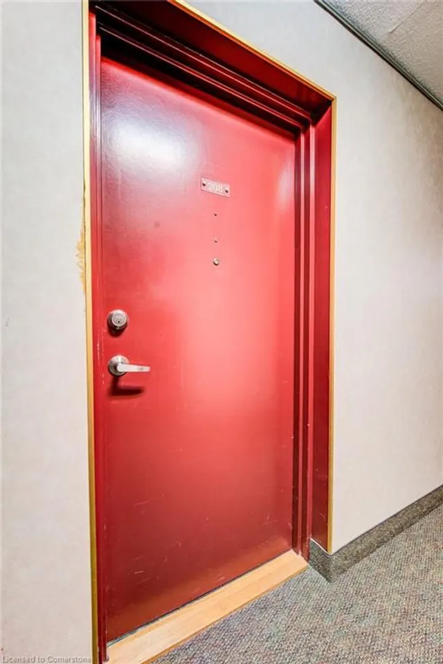 Additional property image - 1100 Courtland Ave Unit 208