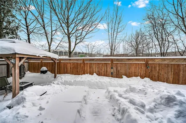 Additional property image - 16 Hillsdale Crt