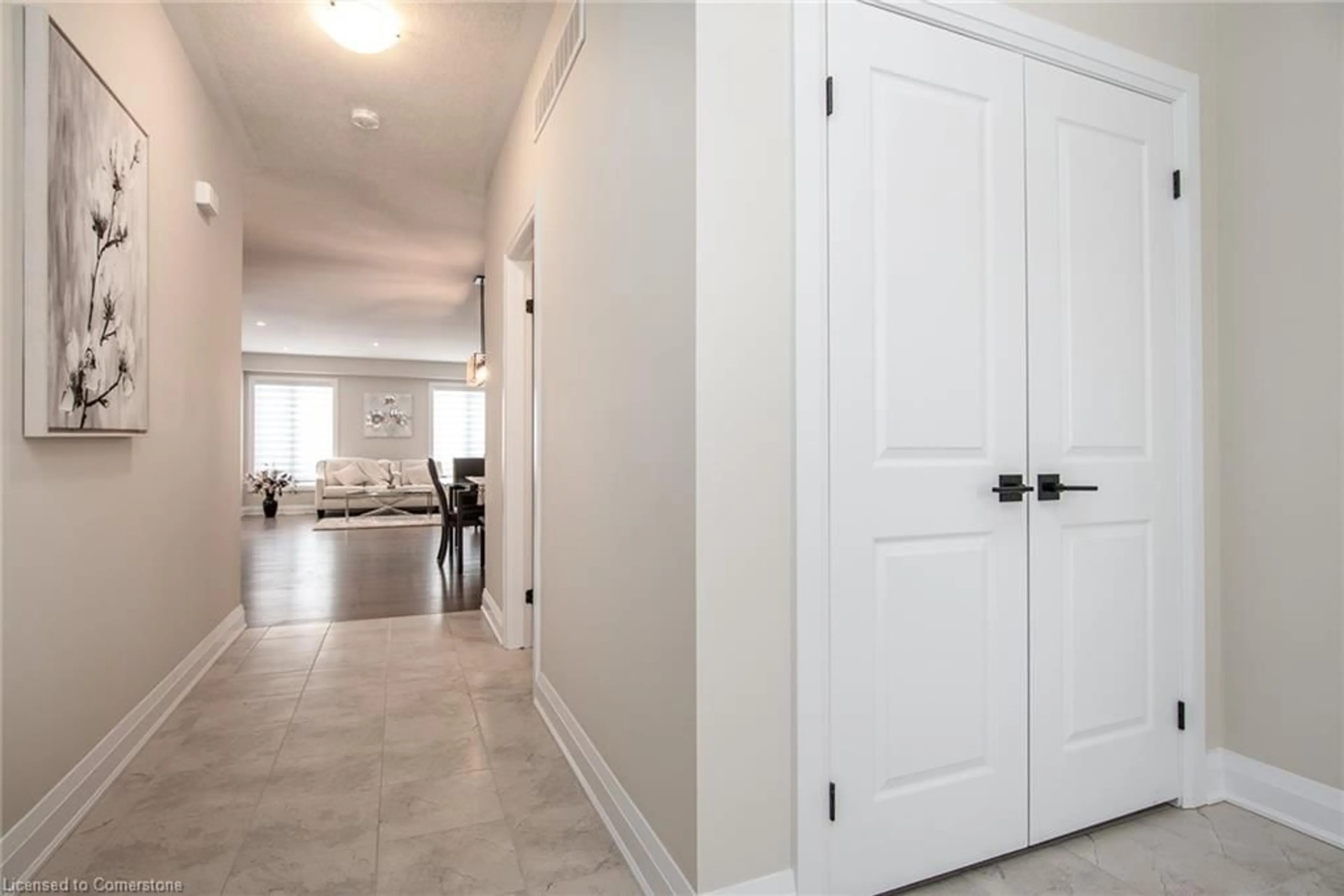 Indoor entryway for 285 Chokecherry Cres, Waterloo Ontario N2V 0H1